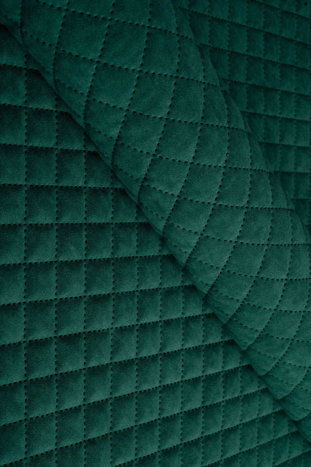 DÆMPET GRANGRØN UTTARIO VELVET 3D – QUILTET VELOUR MED RUDEMØNSTER