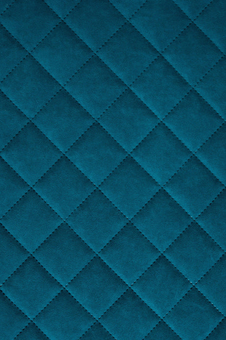 MØRK FJORDBLÅ UTTARIO VELVET 3D – QUILTET VELOUR MED VIFTEMØNSTER