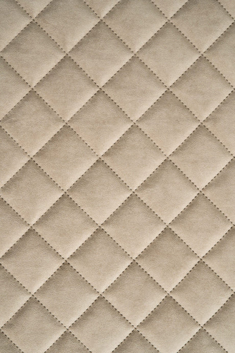LUN KLITBEIGE UTTARIO VELVET 3D – QUILTET VELOUR MED VIFTEMØNSTER