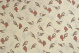 RÅHVIDT VISKOSE STOF MED SPURV OG RØDKÆLK PRINT – LET FALD & ELEGANT MAT GLANS