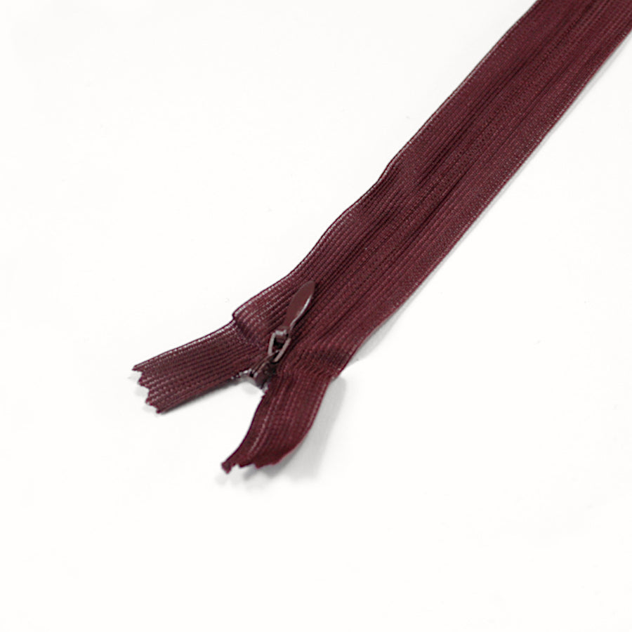 BORDEAUX OSYNLIG DRAGKEDJA 4 MM